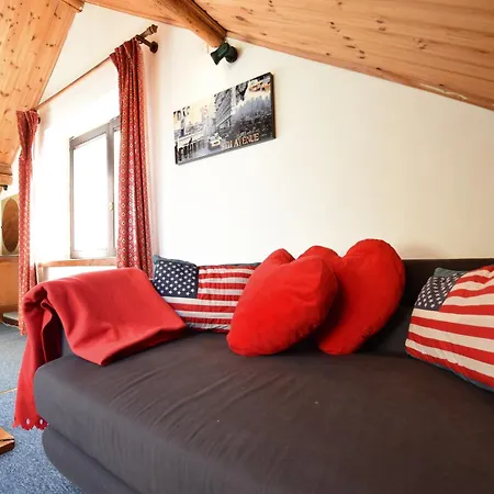 Hébergement de vacances Spacious With Sauna